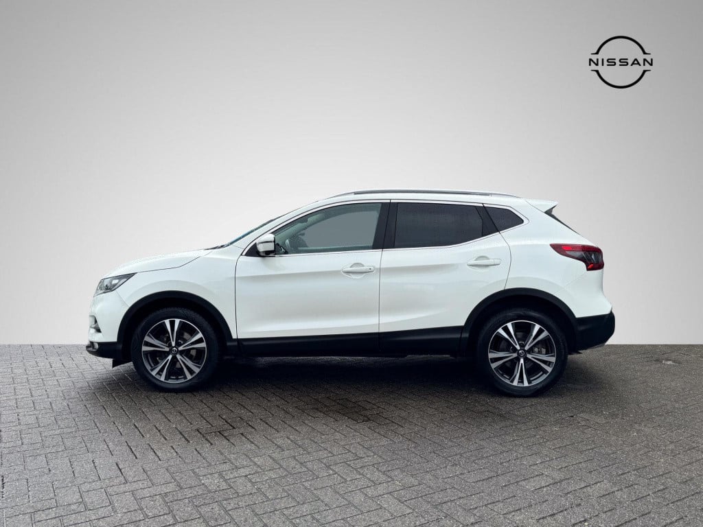 Nissan Qashqai 1.3 dig-t n-connecta design pack | panoramadak | apple carpl