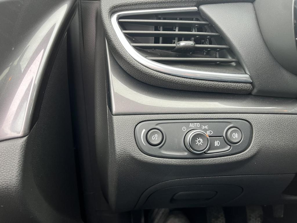 Opel Mokka 1.4 turbo innovation 9dkm !!!!