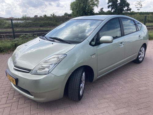 Toyota Prius 1.5 VVT- i Tech Edition | 1E eigenaar 141.936 Km | NAP