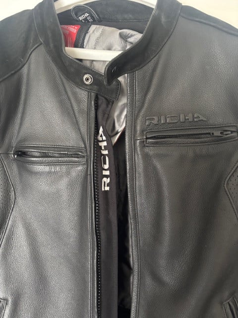Te Koop RICHA lederen motorpak (jas en broek)