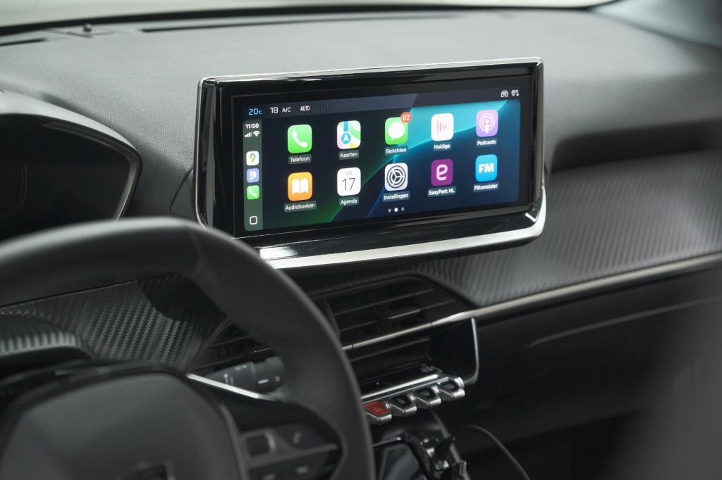 Peugeot 208 puretech 100 allure | parkeersensoren | navigatie | apple carpl