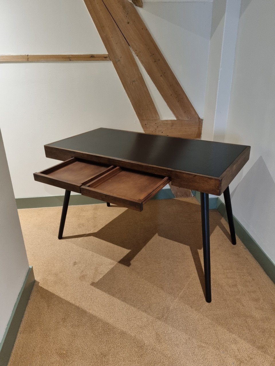 Bureau VERKOCHT!!