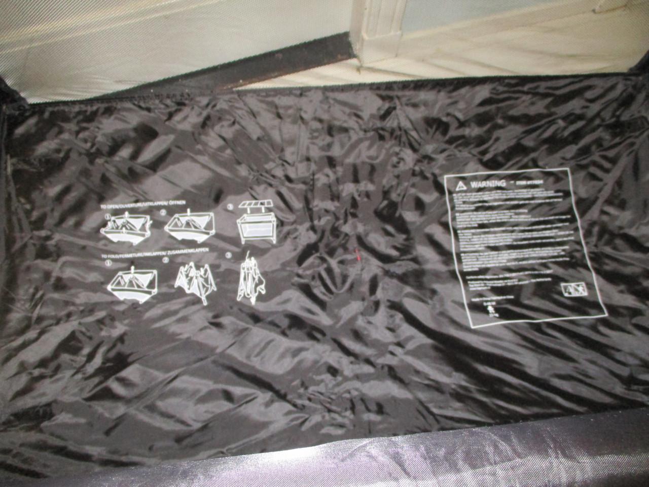 Te koop Prenetal campingbedje met matras