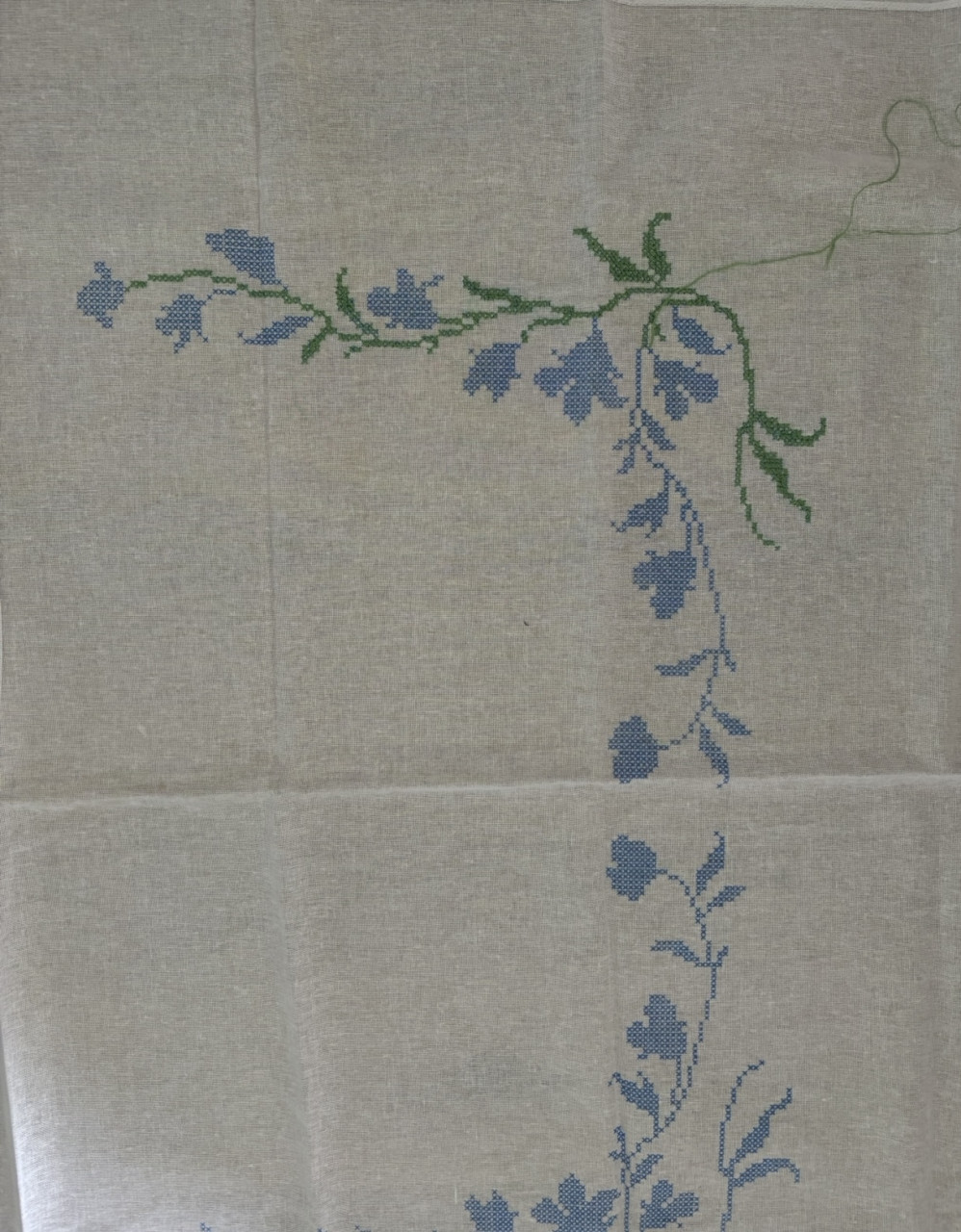 TAFELKLEED OM TE BORDUREN 160 x130