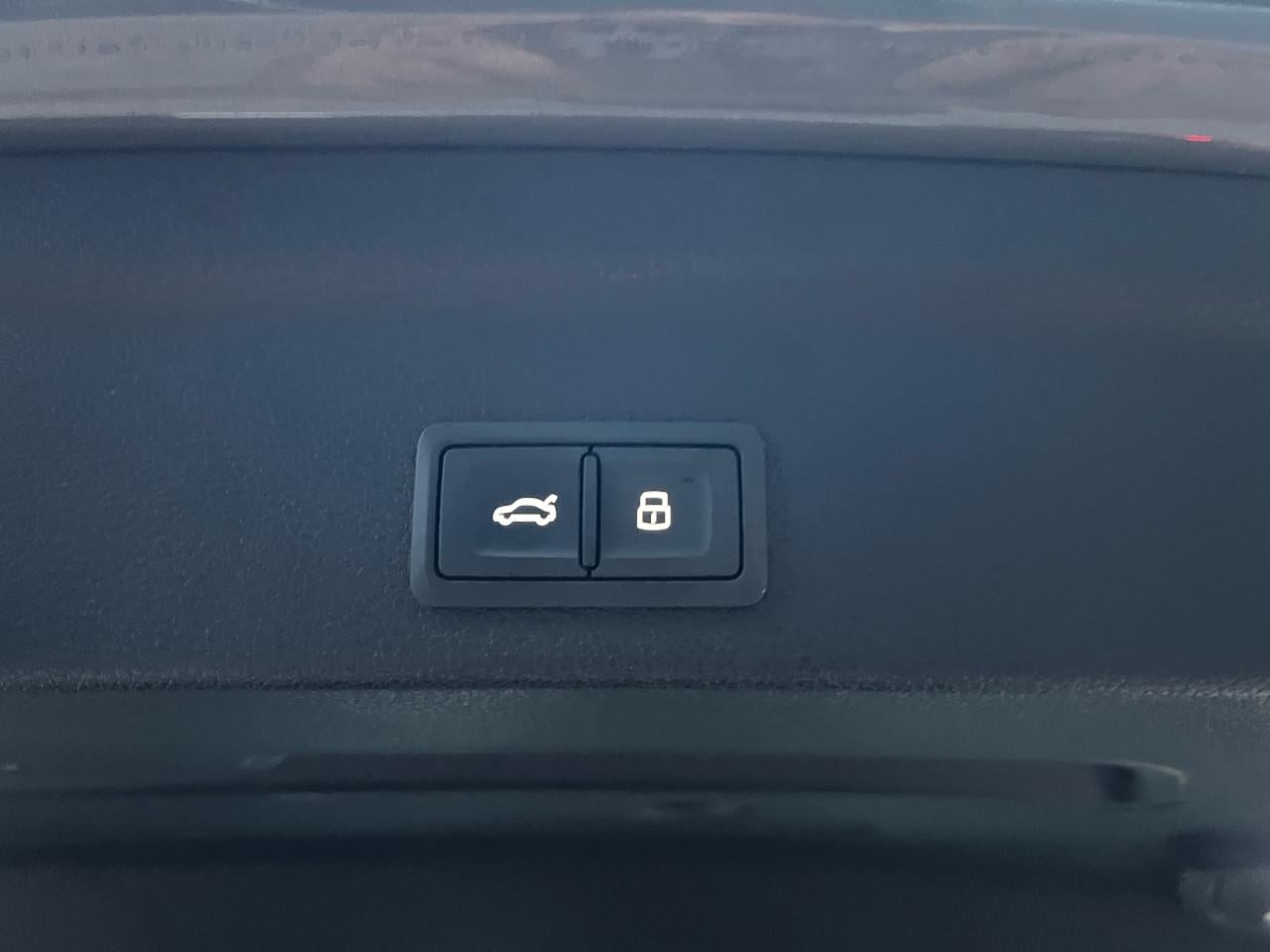 Audi Q3 Sportback 45TFSI S-Line Quattro Matrix