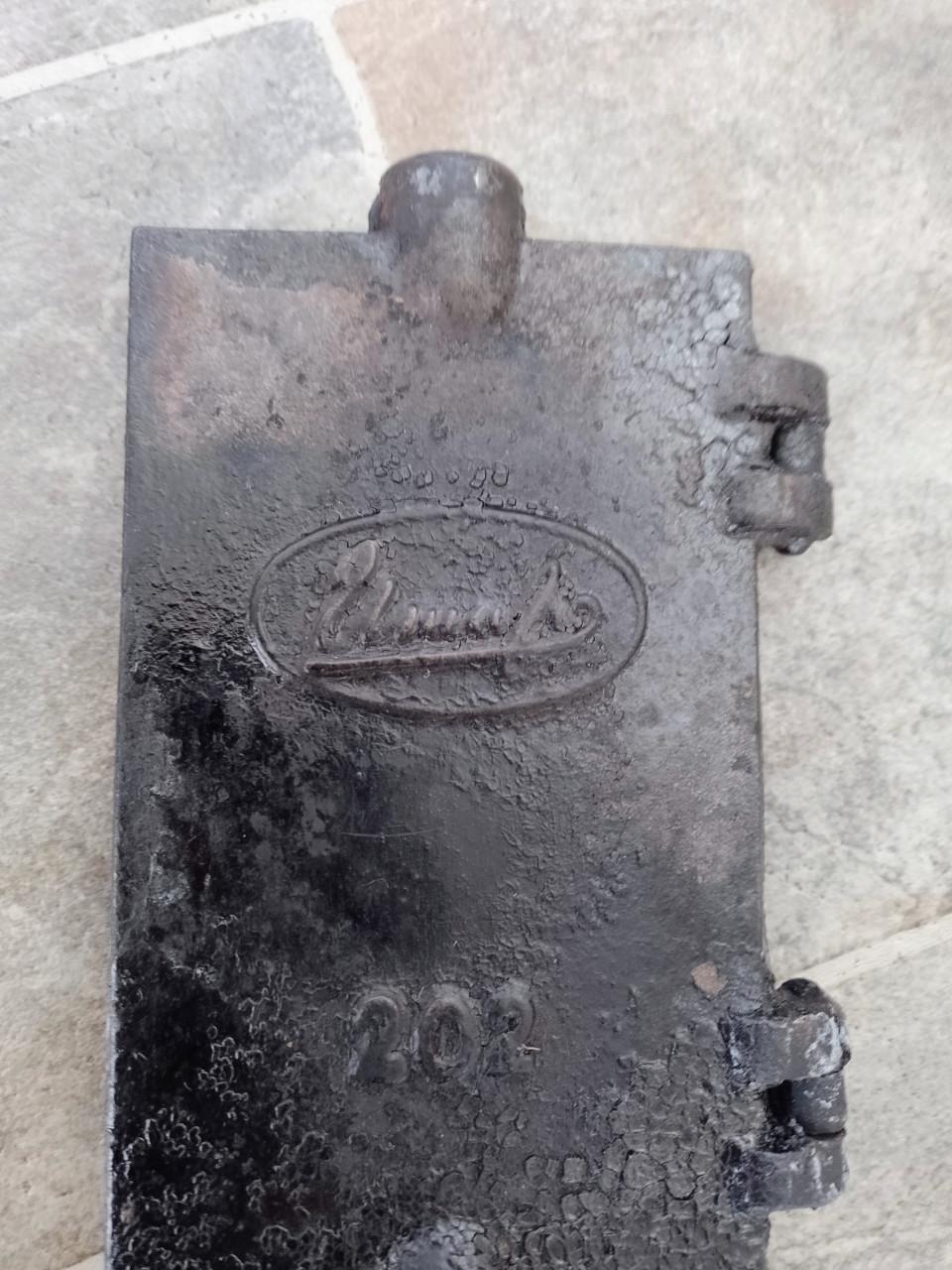 Wafelijzer, voor nieuwjaarswafeltjes