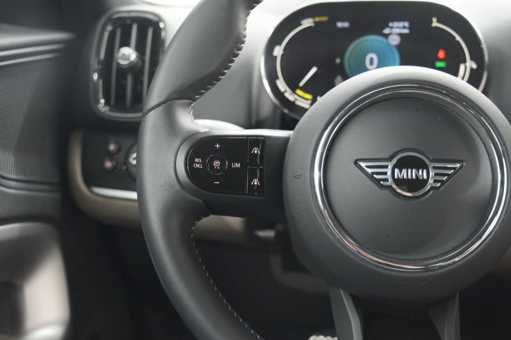 Mini Countryman mini 2.0 cooper s e all4 chili | panoramadak | camera | app