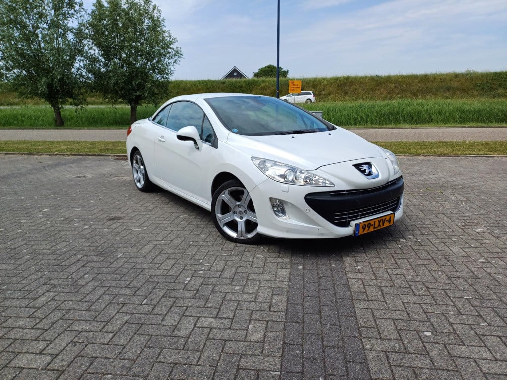 Peugeot 308 cc 1.6 thp feline cabrio coupe