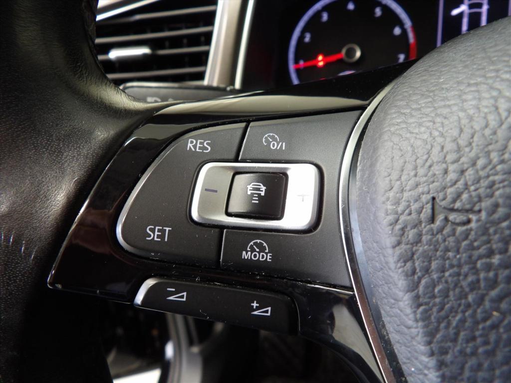 Volkswagen T-roc 1.5 tsi 150pk t-roc style