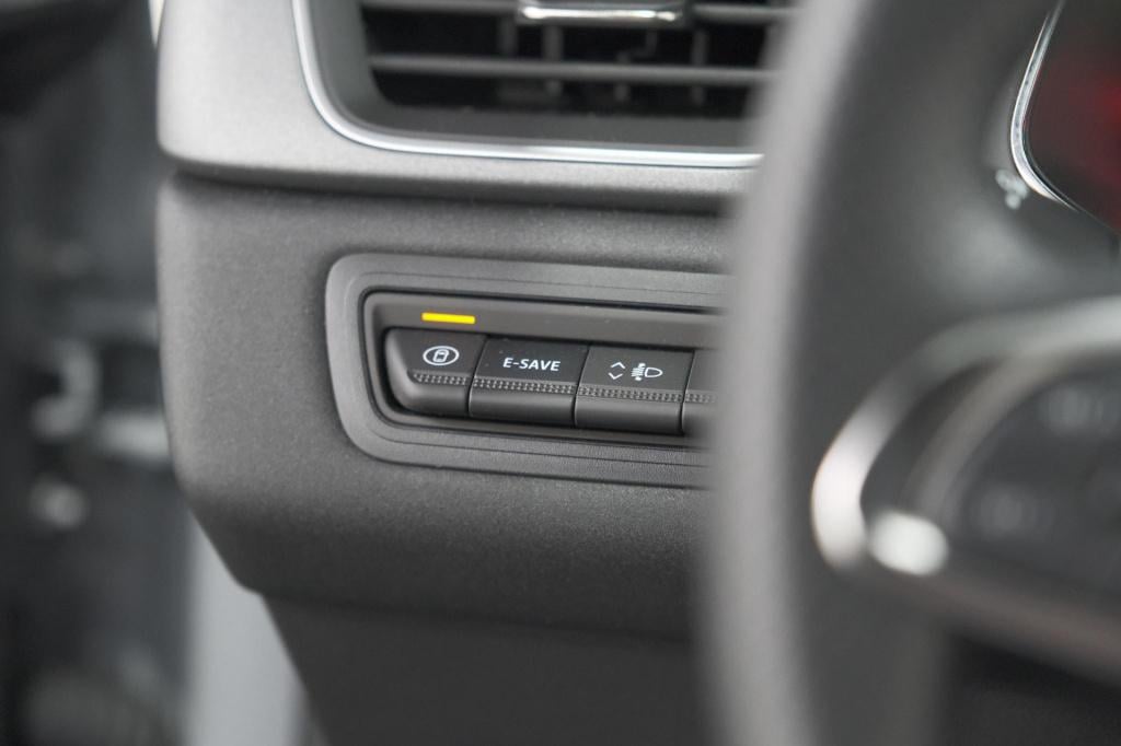 Renault Captur 1.8 e-tech full hybrid 160 techno | camera | adaptieve cruis