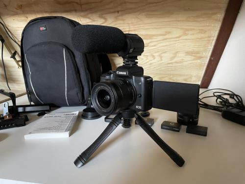 Canon EOS M50 Met Vele Extra's