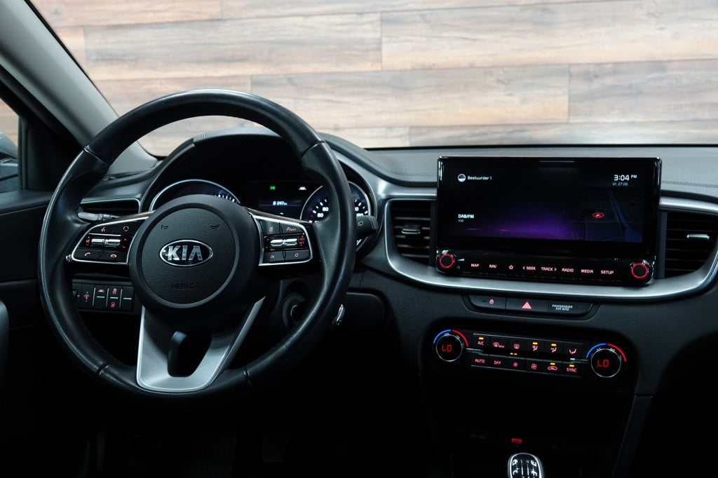 Kia Cee'd 1.0 t-gdi | cruise | carplay | camera |