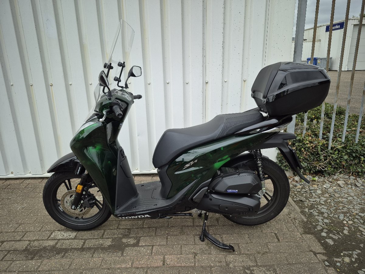 Honda SH125 Motorscooter uit 2024