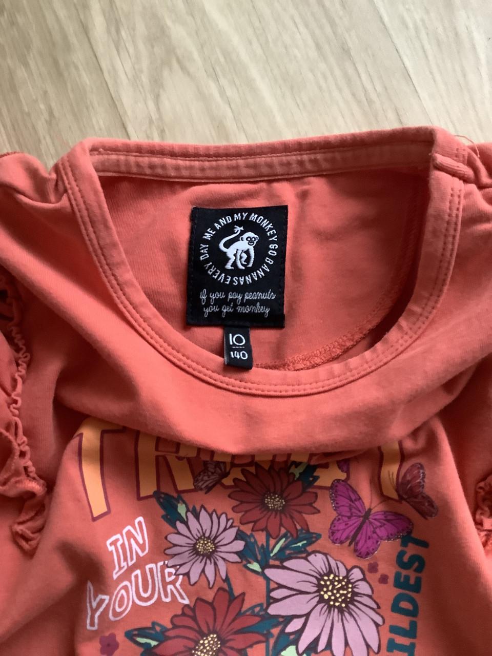 Meisjeskleding maat 134/140