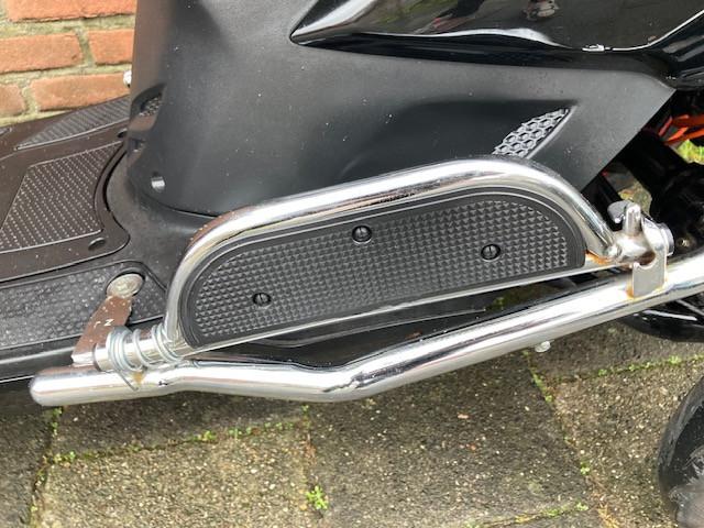 GEEN RIJBEWIJS ? NIET NODIG MET DEZE STOERE IVA T3 !