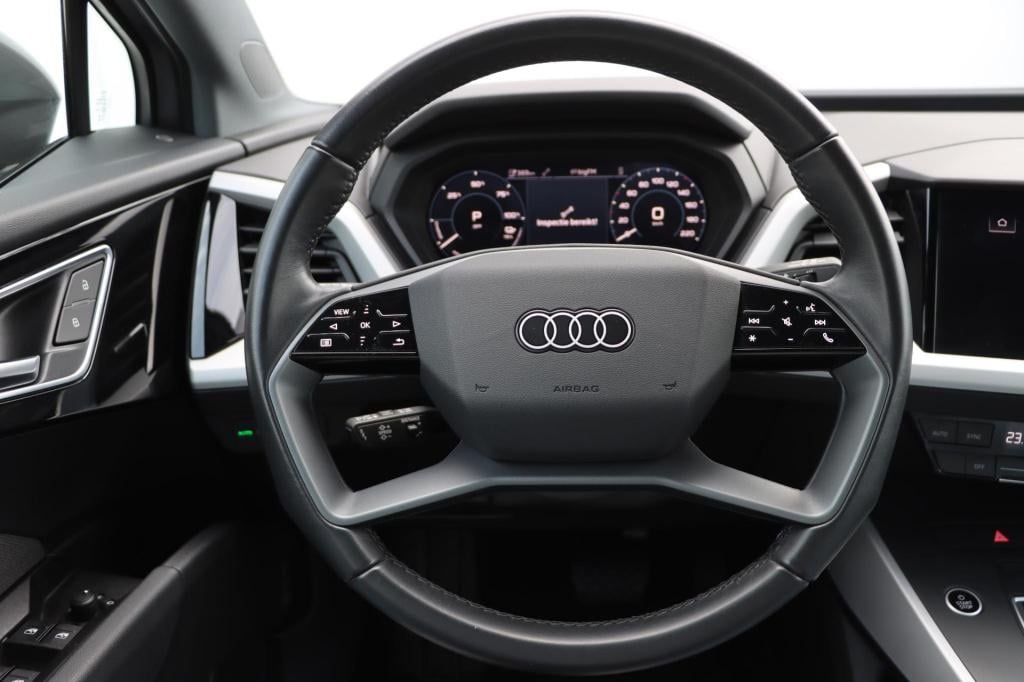 Audi Q4 E-tron 40 advanced edition 82 kwh 204pk | soh 98,2% |