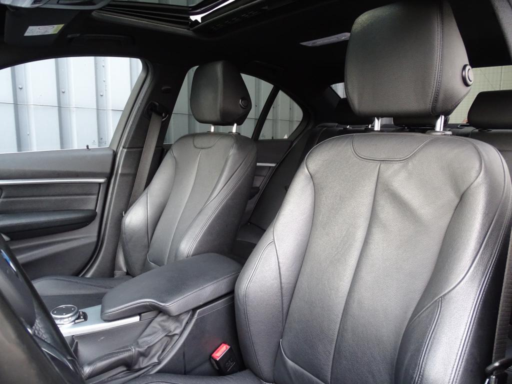 BMW 3-serie 330e luxury