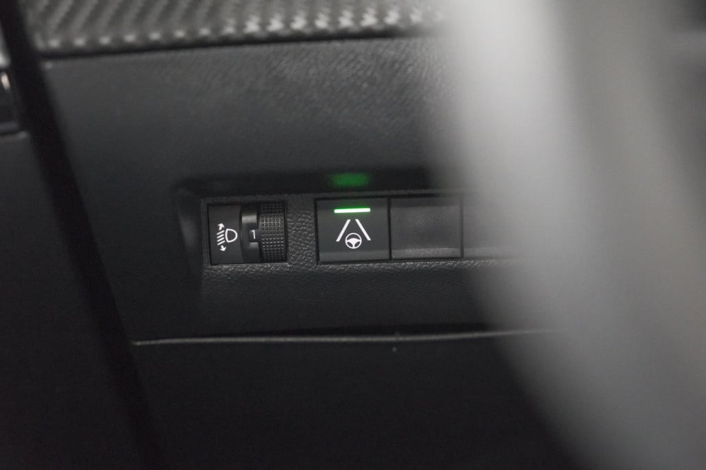 Peugeot 2008 hybrid 136 e-dcs6 allure | 360 camera | stop&go adaptieve crui