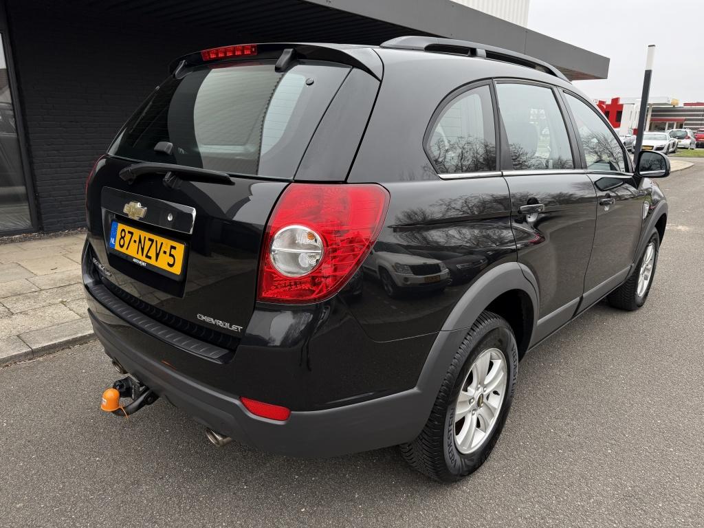 Chevrolet Captiva 2.4i shadow 2wd