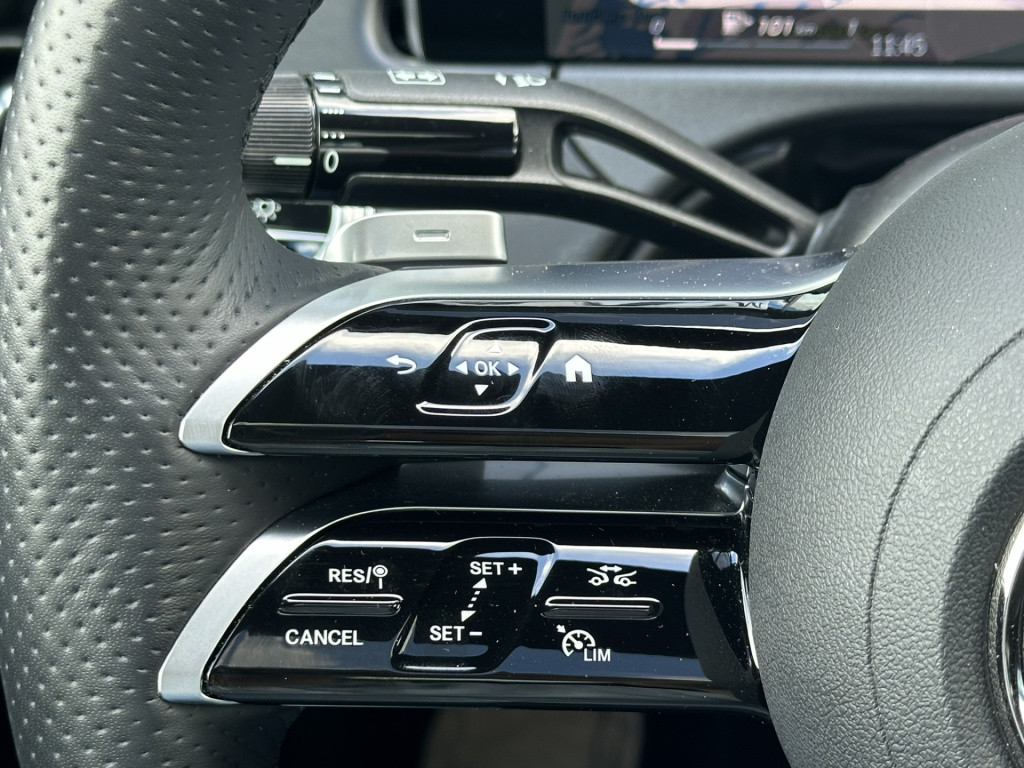 Mercedes-Benz E-Klasse 300 e amg line l panoramadak l 360 camera l head-up 