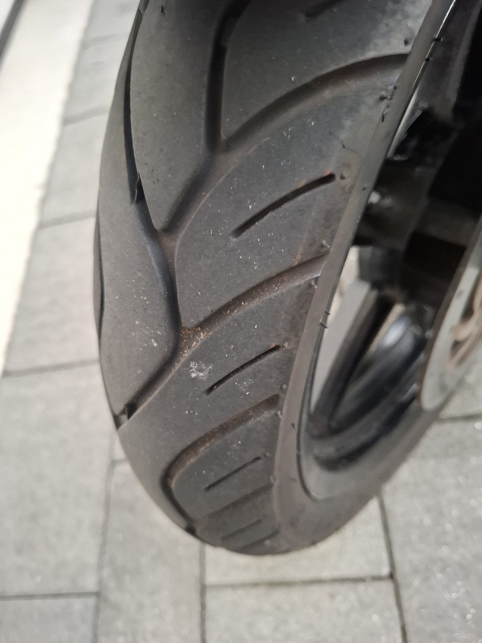 Kymco Agility 16+ geel kenteken