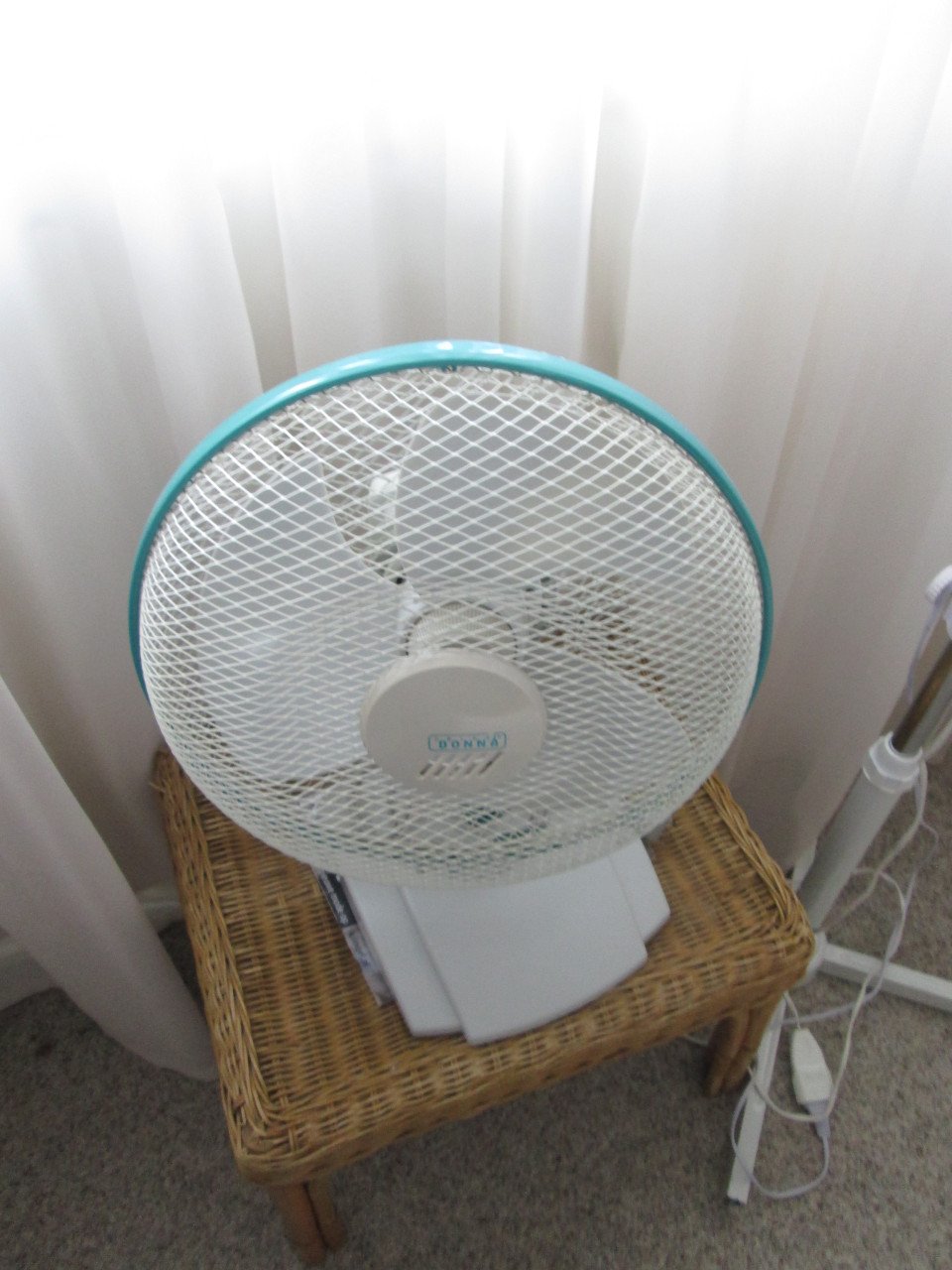 Staande en tafel ventilator