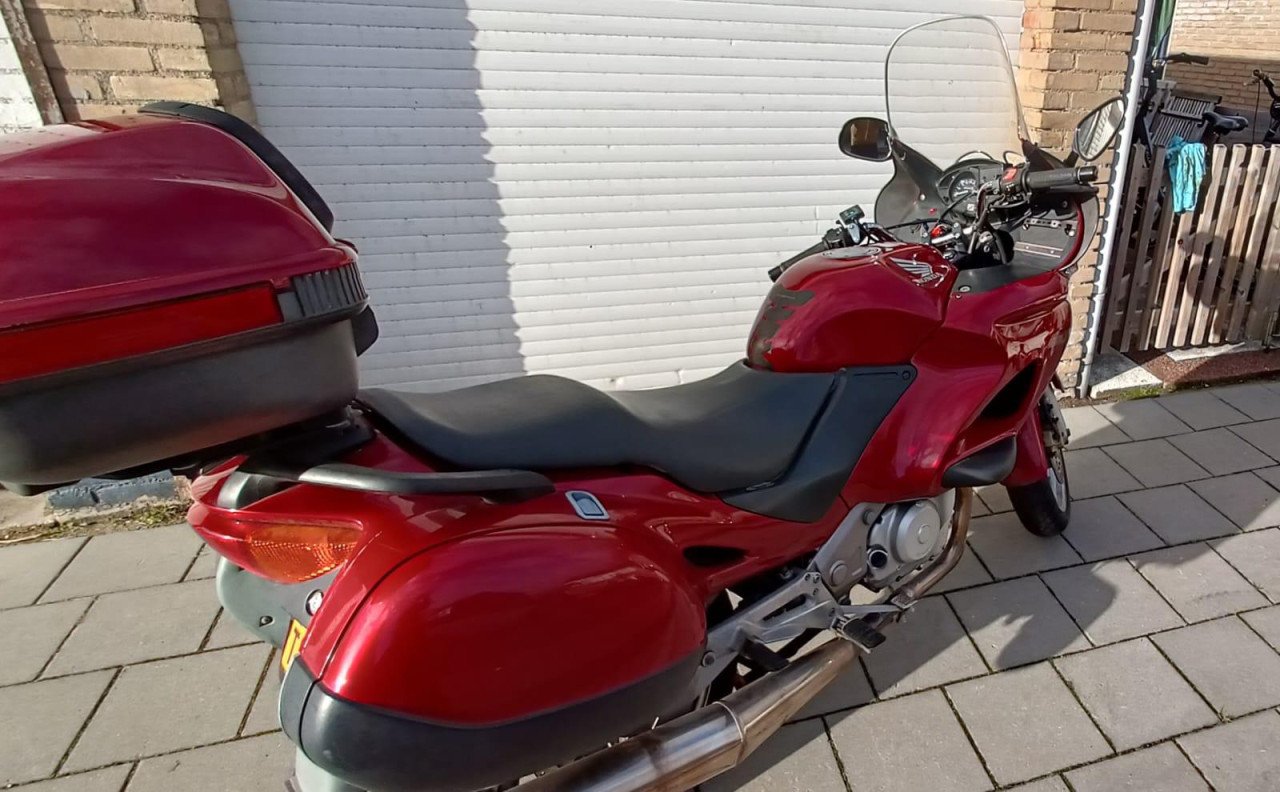 Honda Deauville 650 NVT