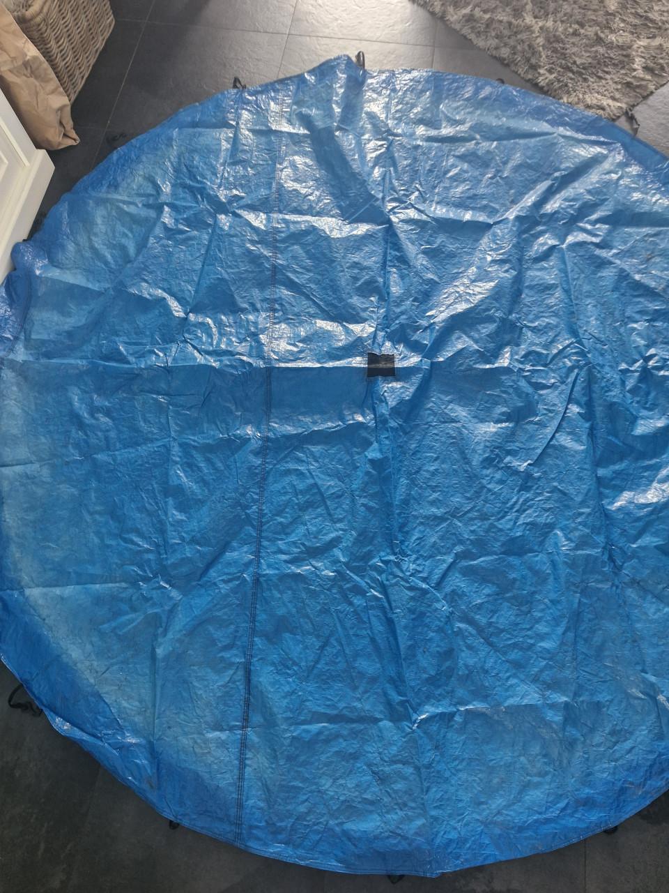 Trampoline