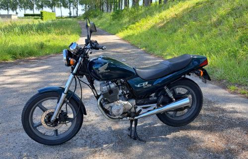 Honda CB250 "Two Fifty" 1997