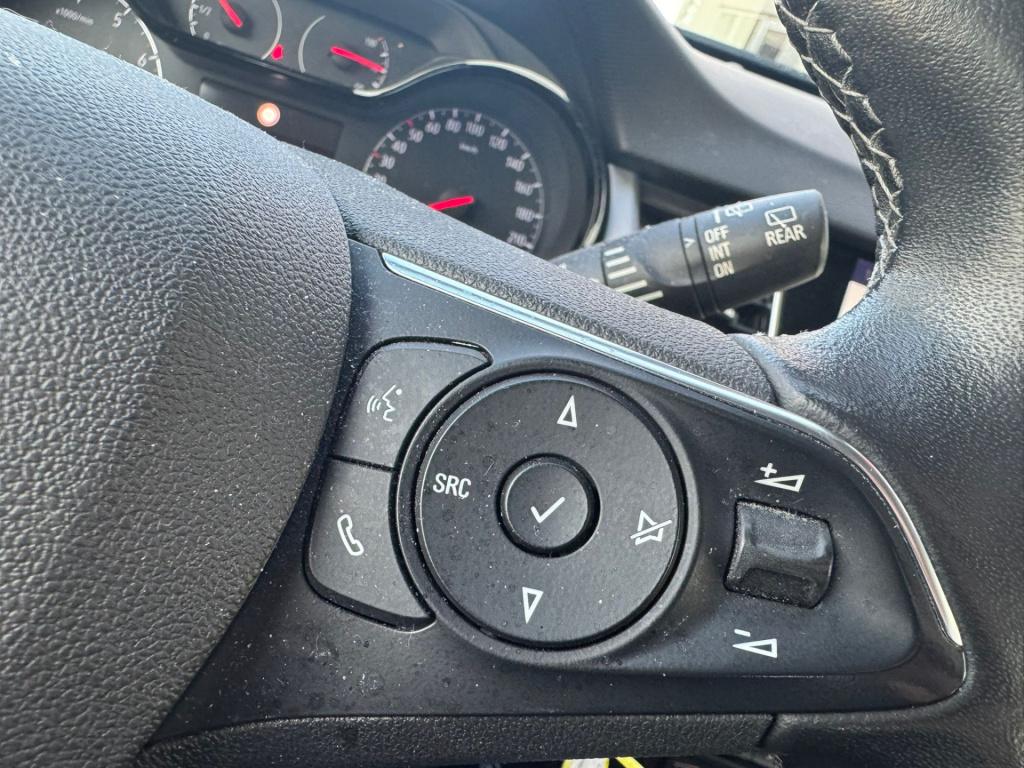 Opel Crossland X 1.2 turbo online edition