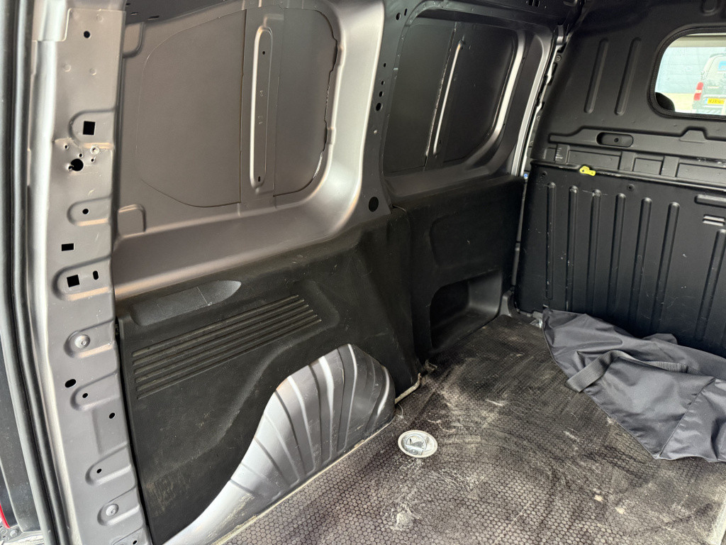 Citroen Berlingo 1.6 bluehdi 100pk driver bestelauto 3-zitter