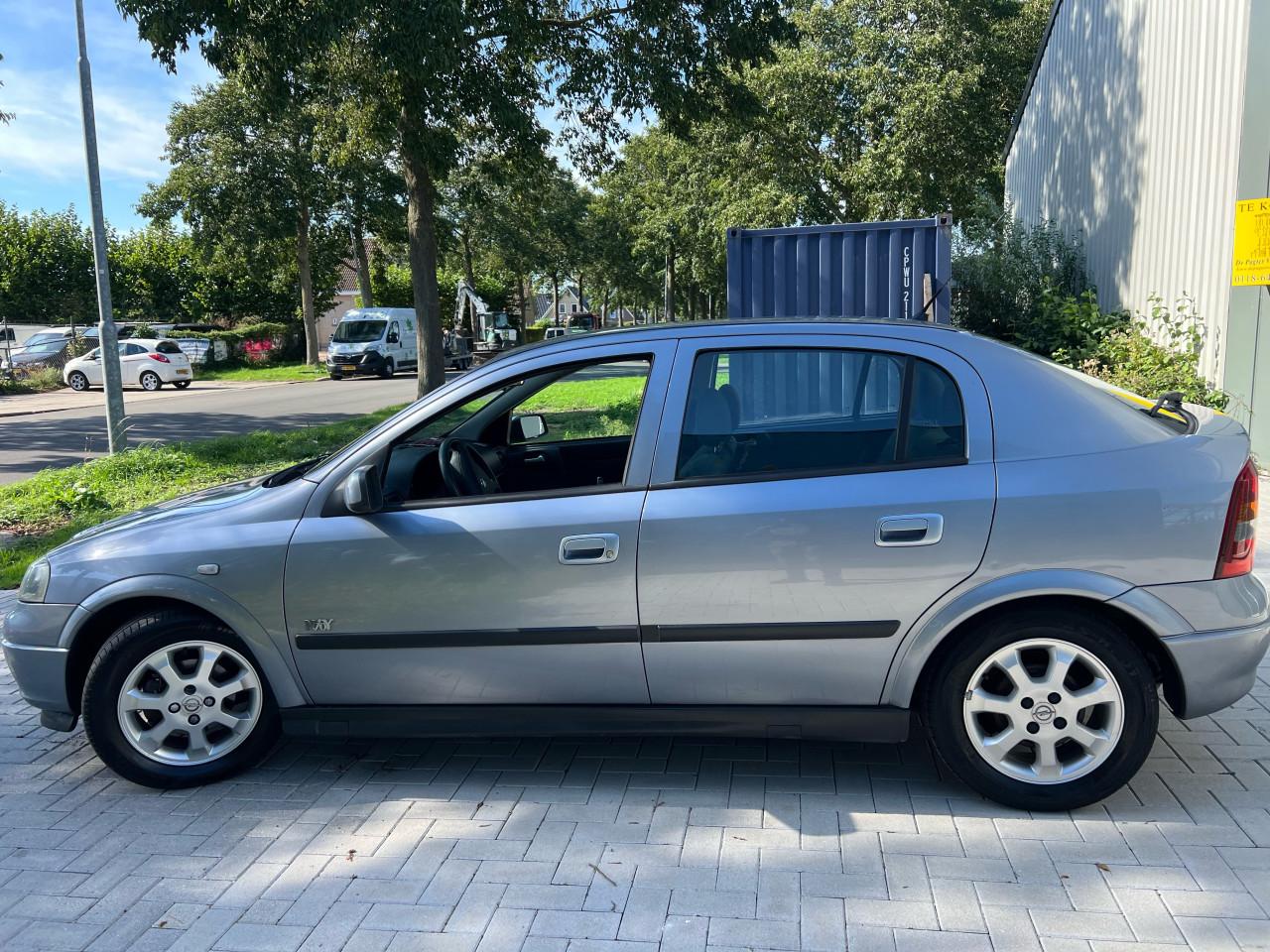 Opel Astra 1.6 Njoy 159.636KM Automaat
