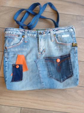 Tassen van spijkerbroeken