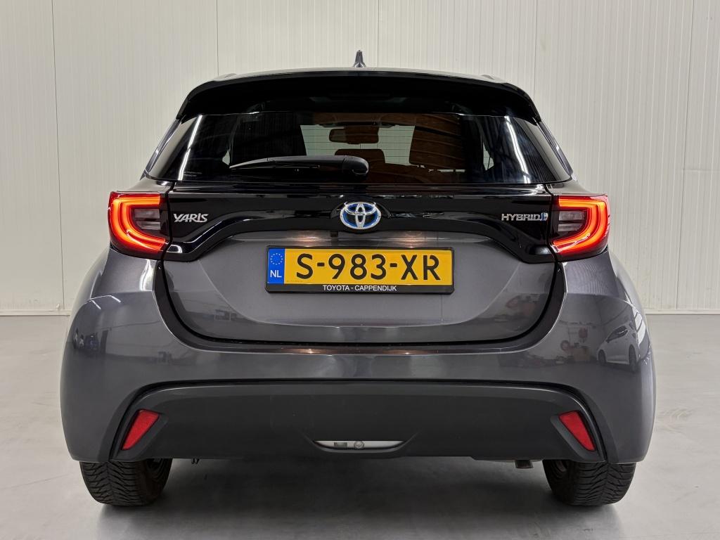 Toyota Yaris 1.5 hybrid dynamic