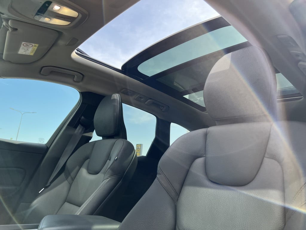 Volvo XC60 2.0 t6 awd plus + bright leder/360 cam./hk premium sound