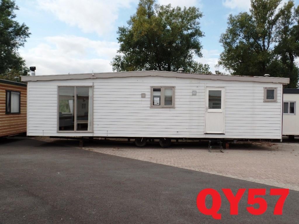 Betaalbaar chalet met kunststof buitenzijde en dubbel glas tot 6 personen