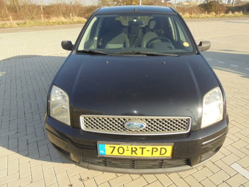 Fusion 1.6-16V Ghia leuke auto vol jaar Apk slechts €1395