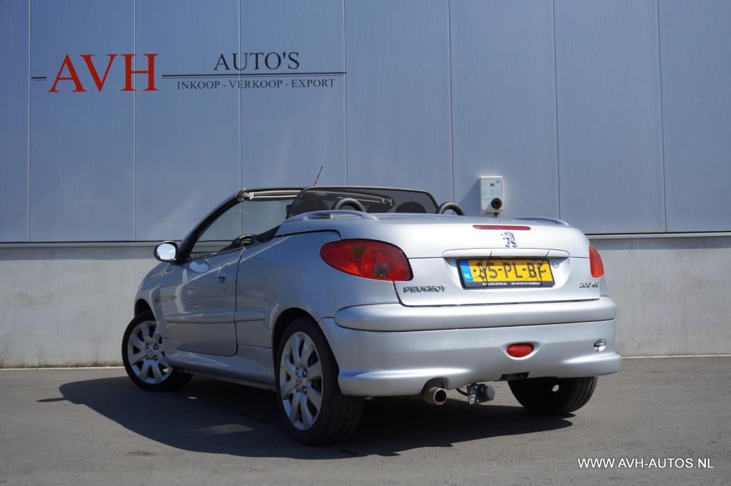Peugeot 206 cc 1.6-16v quiksilver