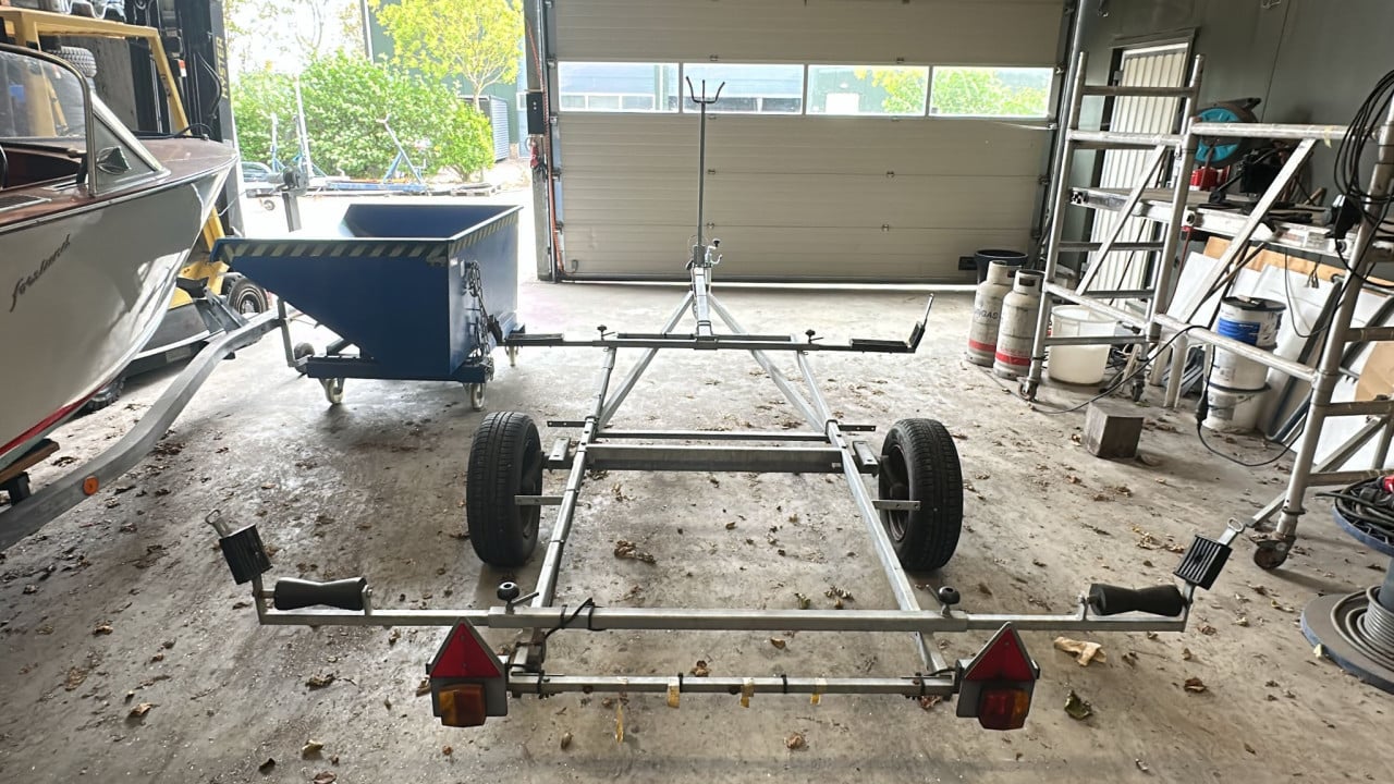 Catamarantrailer