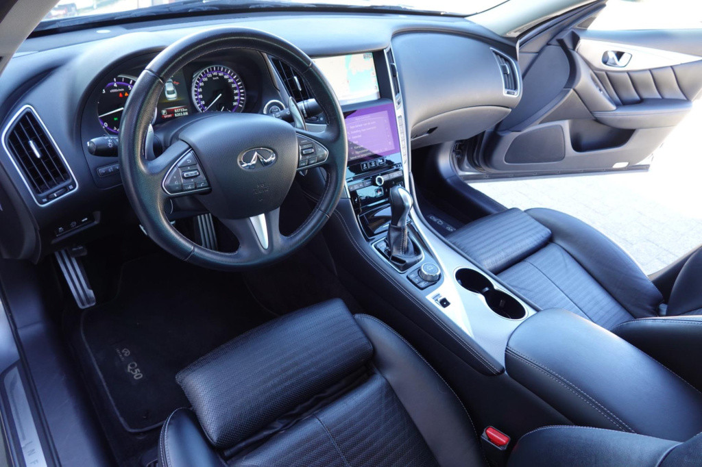 Infiniti Q q50 2.0t sport