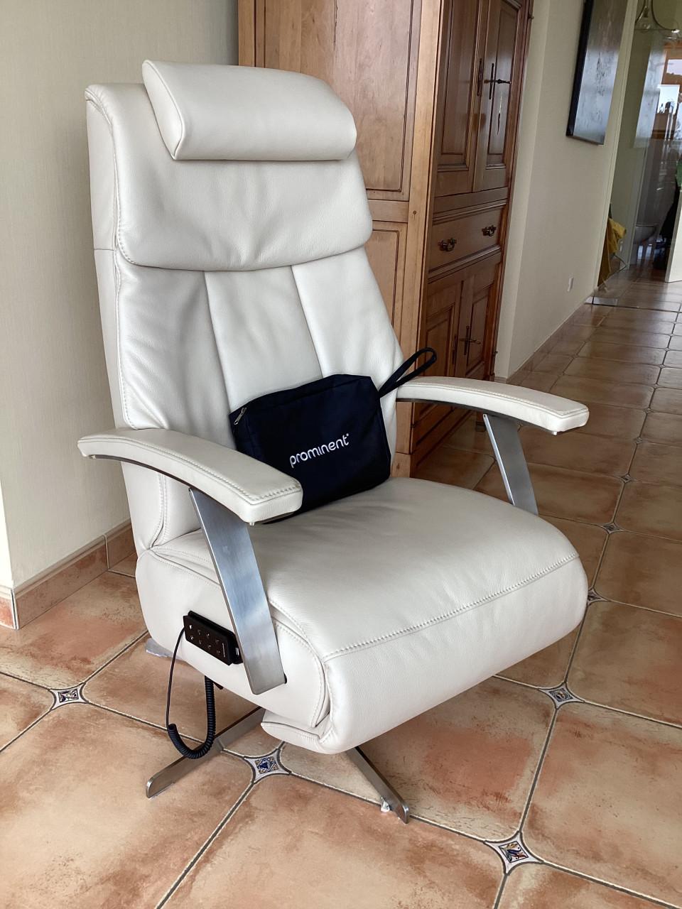 Prominent sta-op stoel S-100(3 motoren)NP6200 SHOWROOMSTAAT