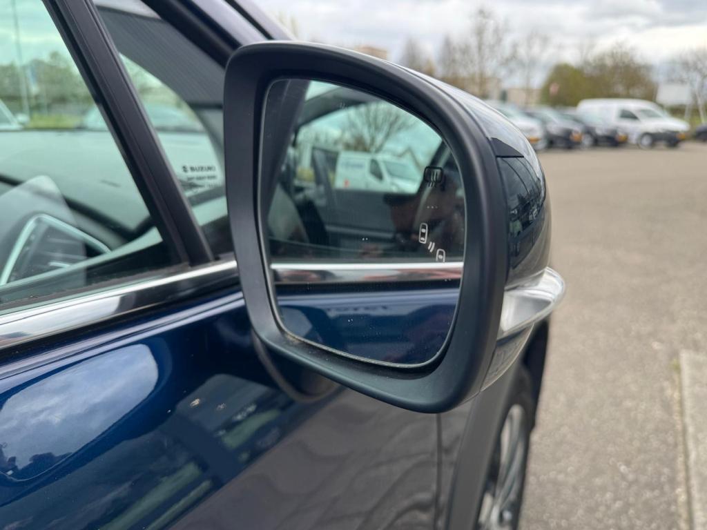 Suzuki Sx4 S-cross 1.4 boosterjet style smart hybrid