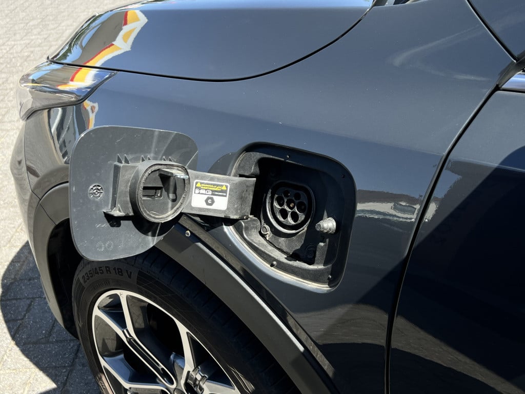 Kia Xceed 1.6 gdi phev dynamicplusline | apple/ android carplay | 18 inch |