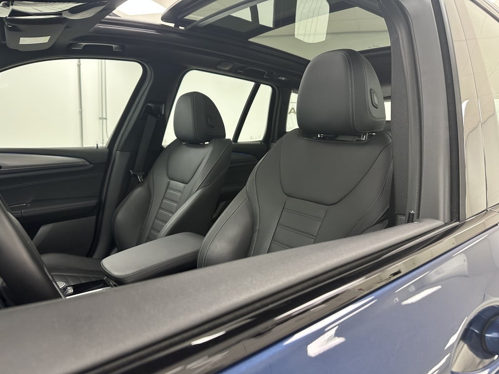 BMW X3 xdrive30e m-sport | 360 camera | panoramadak | head-up-display |
