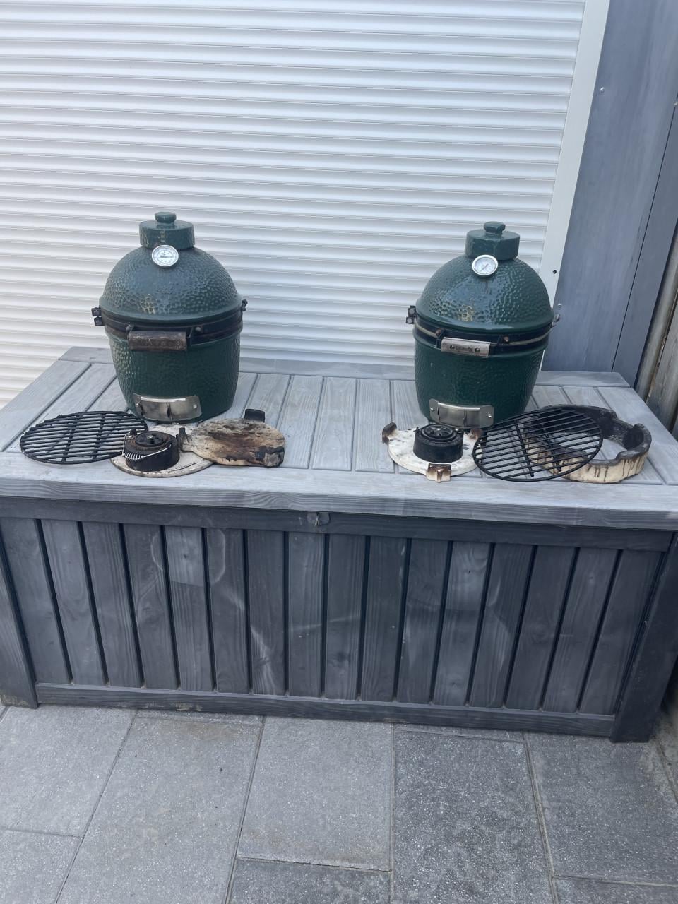 2x Big Green Egg Mini Origineel !!! lees de adv