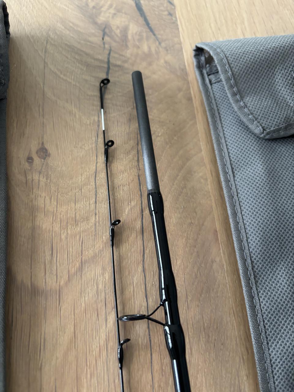2 X Guru A-Class 9” Feeder nieuw!!