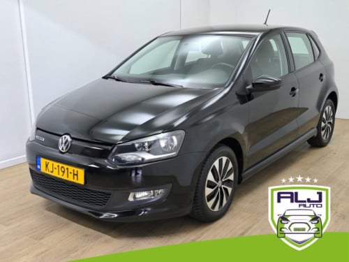 Volkswagen Polo occasion zwart 1.0 bluemotion uitvoering dus extra zuinig! 