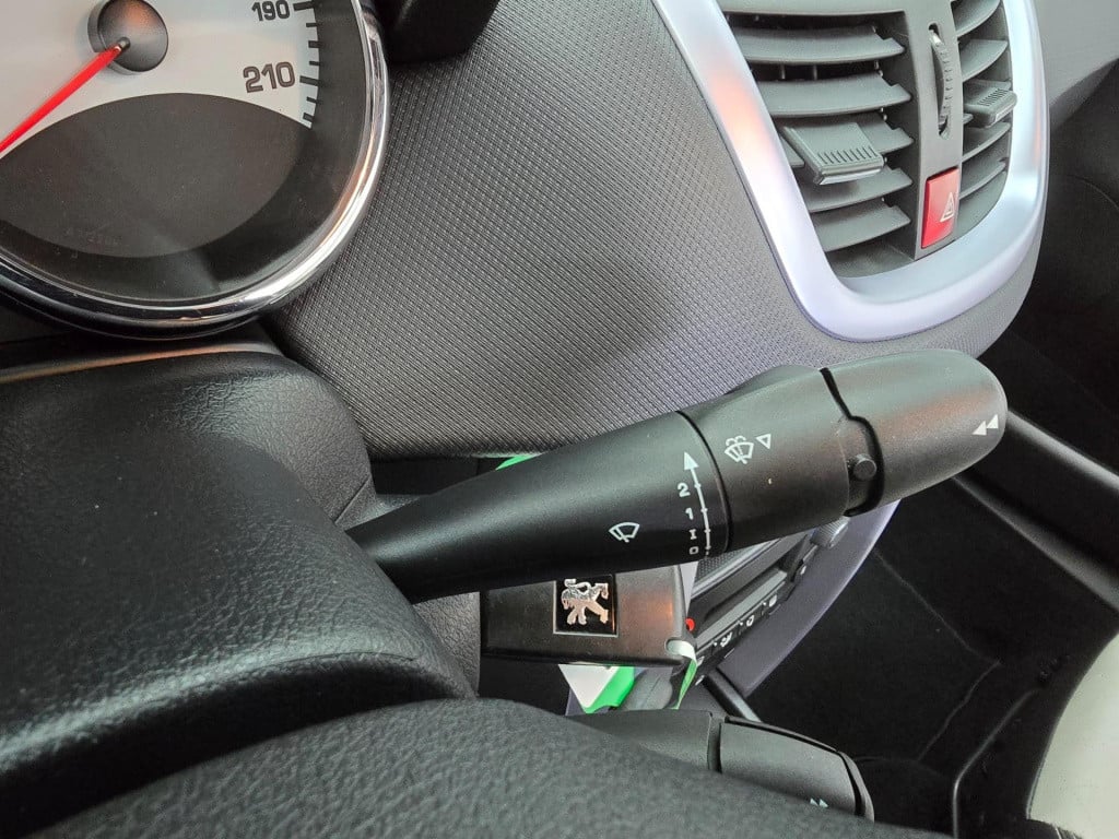 Peugeot 207 cc occasion 1.6 vti roland garros cabriolet | unieke uitvoering