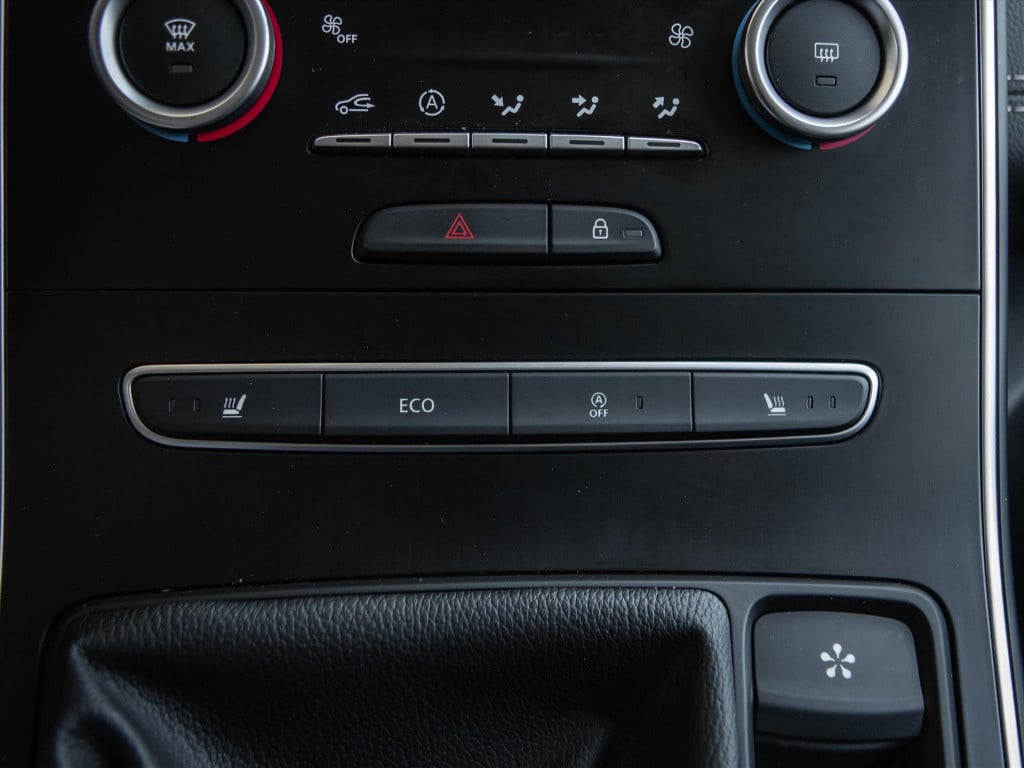 Renault Scenic tce 130 intens | climate control | navigatie | park. sensore