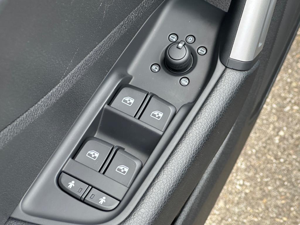 Audi Q2 35 tfsi 150pk s-tronic advanced | carplay | camera | adapt. cruise 